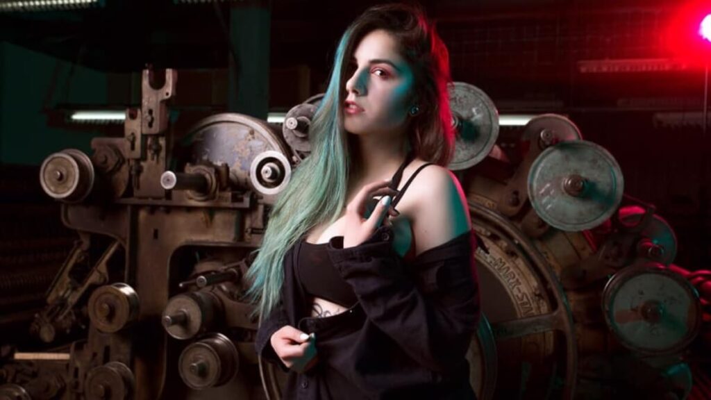 Interview with Masha Balyasova of Feelament and ‘Hate Delivery’ album review