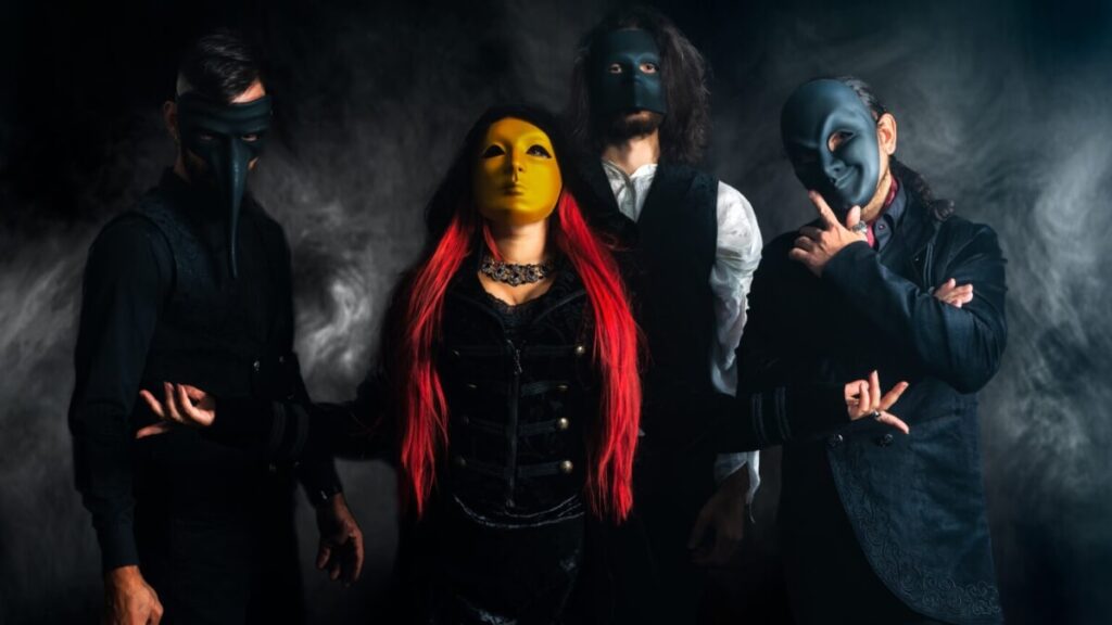 Interview with Marika Mura (Red Masquerade)