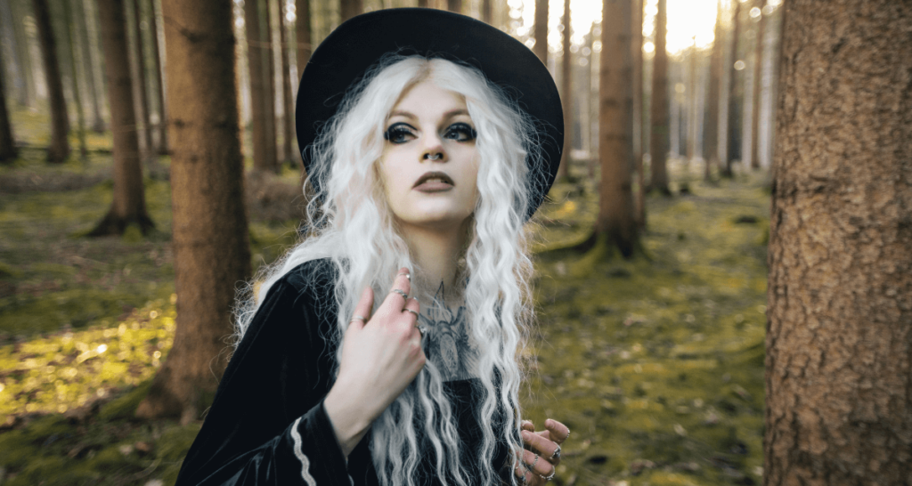 INTERVIEW: “The Ghost In Me tells the story of toxic people that give you false promises and hopes and are able to destroy you” – Liss Eulenherz (Madame Neptune)