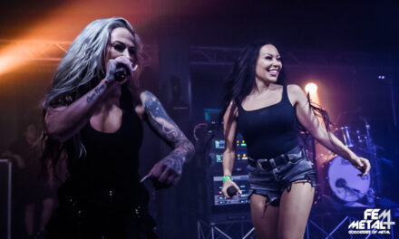 Photo report: Butcher Babies set the Legend Club on fire