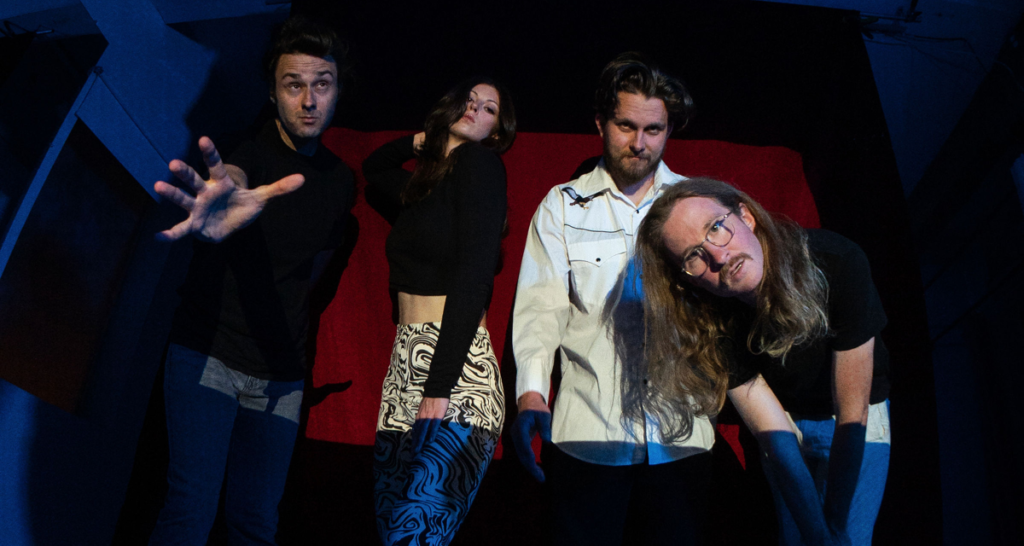 Rachel Bright of Dead Broke – Interview