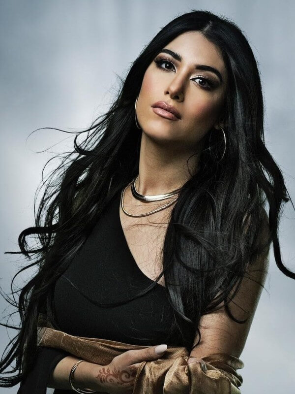 Ambre Vourvahis (Xandria) FA23POLL