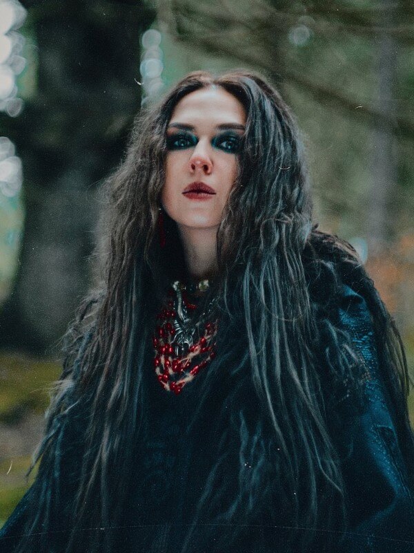 Helle Bogdanova (Ignea) FA23POLL