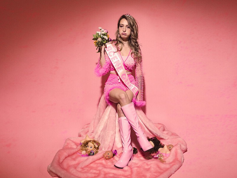 Scene Queen FA23POLL