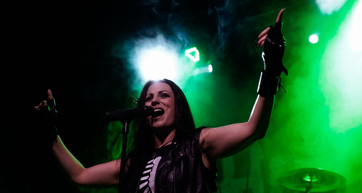 PHOTO REPORT: Hell In The Club and Speed Stroke start June in the right way