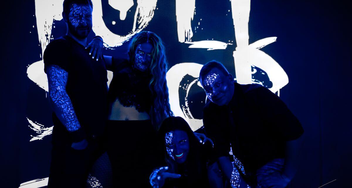 Interview with Linda & Mandy (Full Stop)