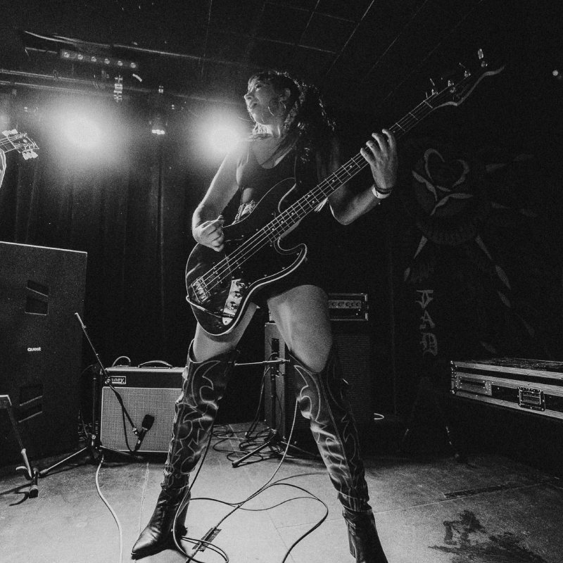 Brittany Britten (Hot Machine)