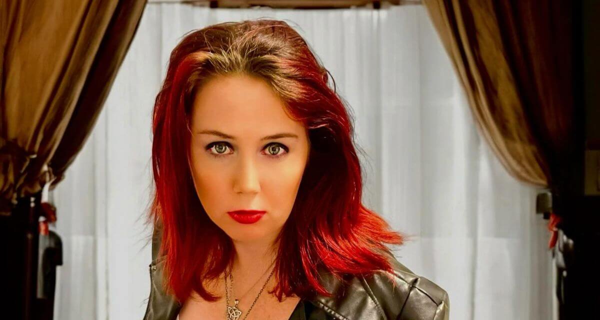 Interview with Irian Darkwood Interview with Irian Darkwood