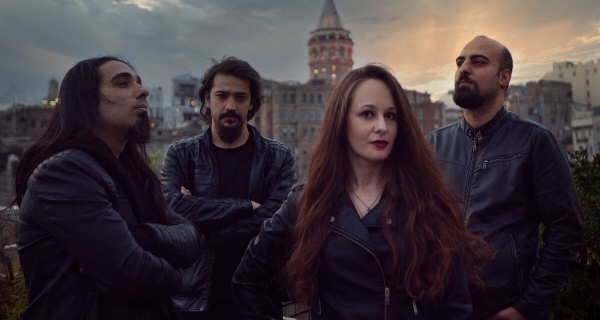 Orpharion – “A Faraway World” (Album Review) Orpharion – “A Faraway World” (Album Review)