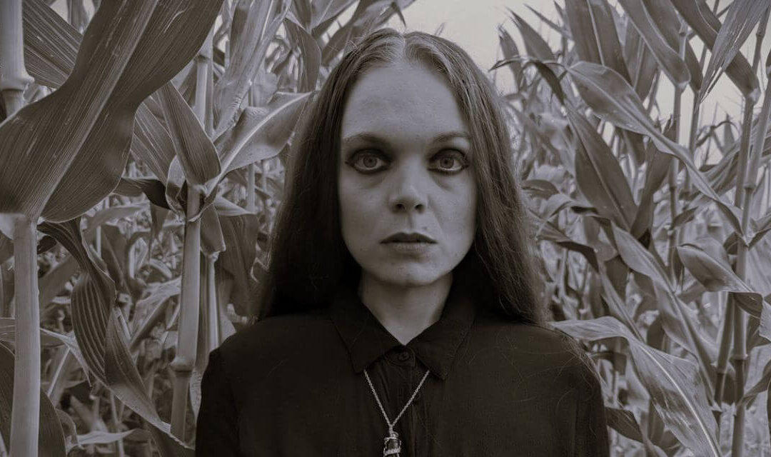 Video: Interview with Vali Herrera | “I blend all the elements that inspire me”