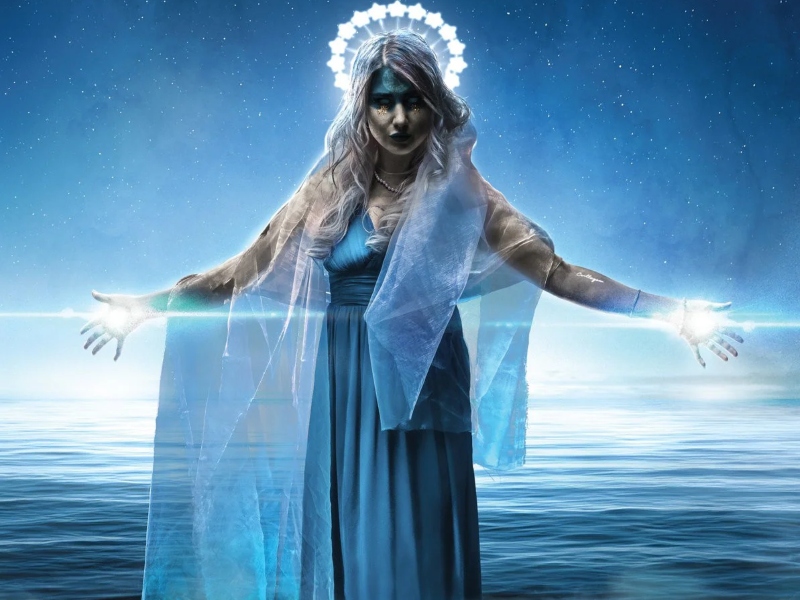 Eszter Anna Baumann (Ann My Guard)