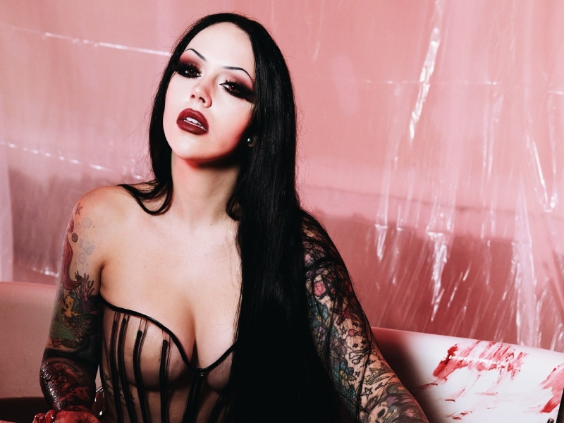 Molly Rennick (Living Dead Girl)