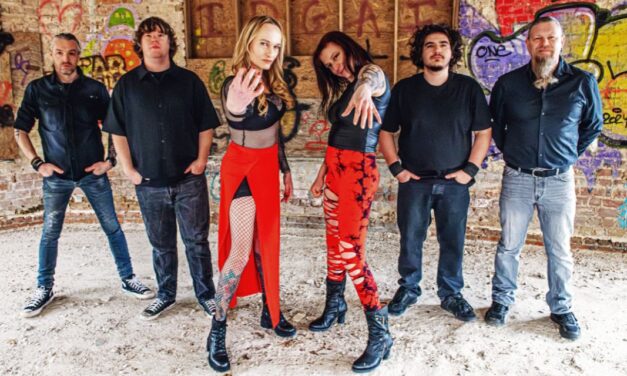 Interview | Behind The Veil’s Sofie Foster: “All together different, but we make magic together!”
