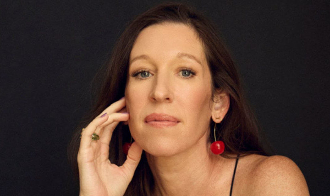 She’s In Charge: Interview with Bestselling Author Lauren Kate