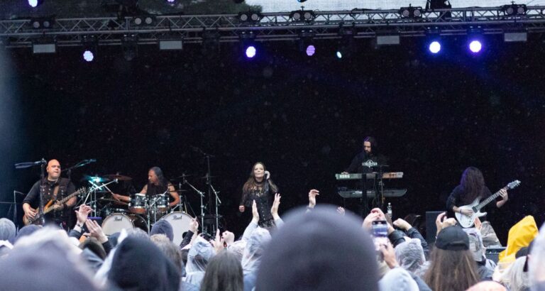 PHOTO REPORT: Anette Olzon turns Kaaos Festival into a celebration of music