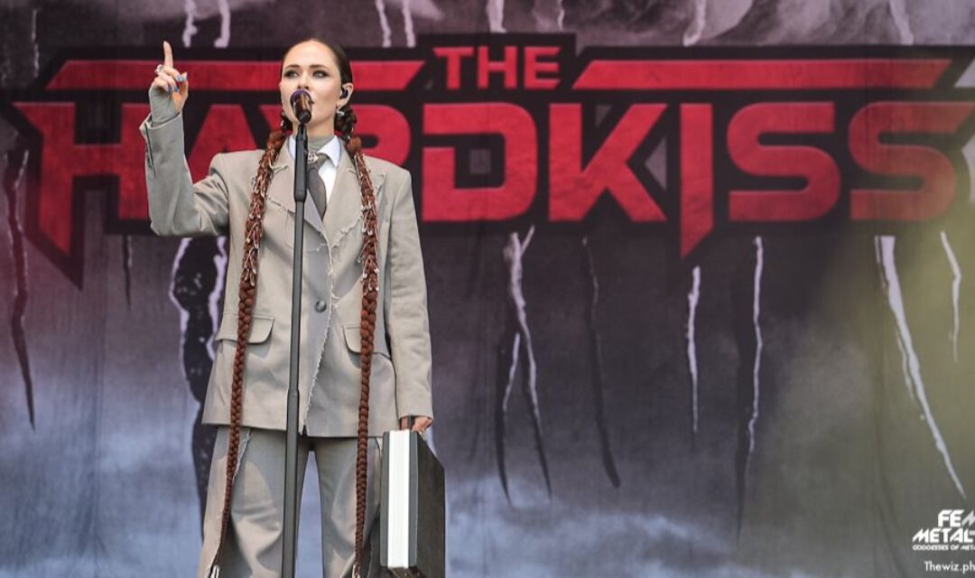 “It’s really enjoyable to see more bands with female members” – Interview with The Hardkiss