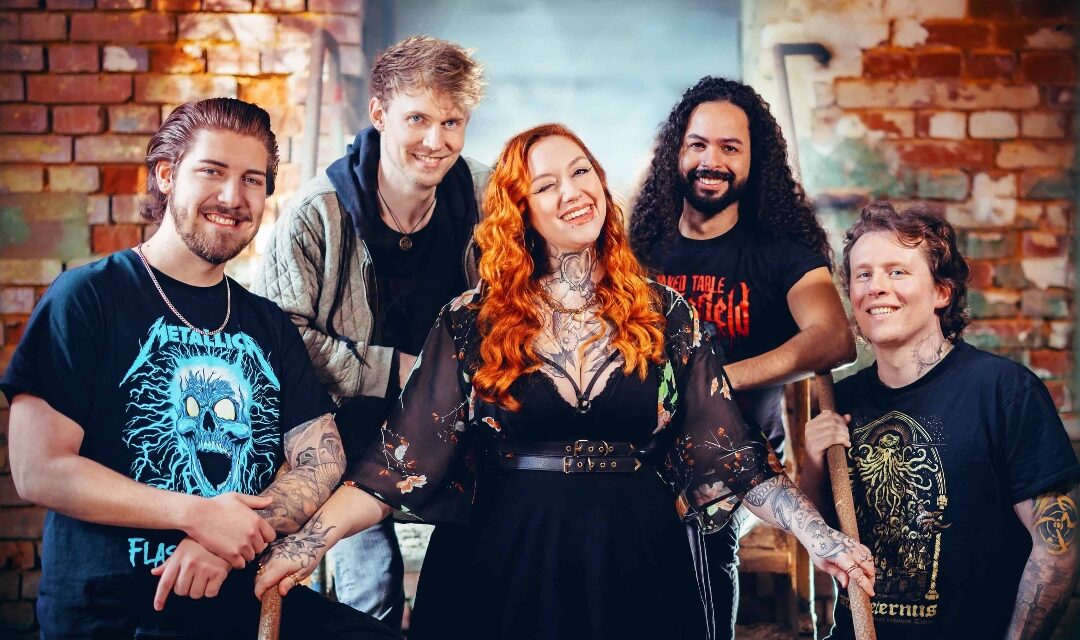 “I feel honored to be an artist” – Interview with Bonnie Banks of Kupfergold