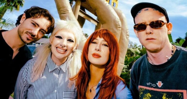 Niis share new song & music video “No Flowers” and new EP “Play Niis” arrives October 23rd on Rise Records