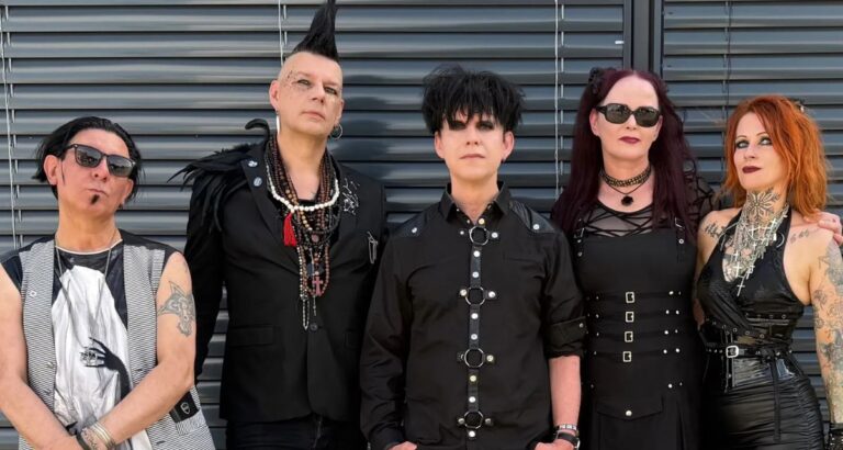 Clan of Xymox Return with New Single ‘Broken Heart – Fire’