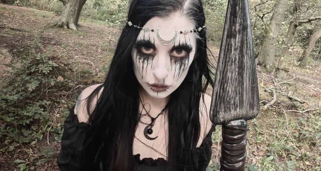 Pretty Addicted Release New Single “HYSTERICAL” Featuring Sarah Jezebel Deva