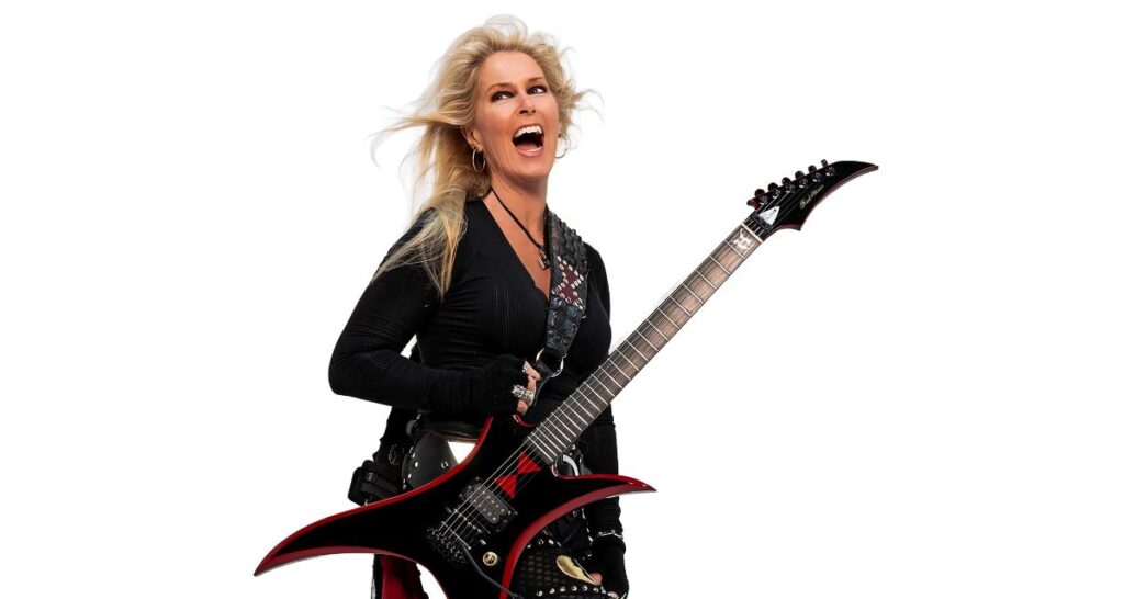 Lita Ford Signs to Frontiers Music Srl + New single “Dracula” Releasing on October 27th