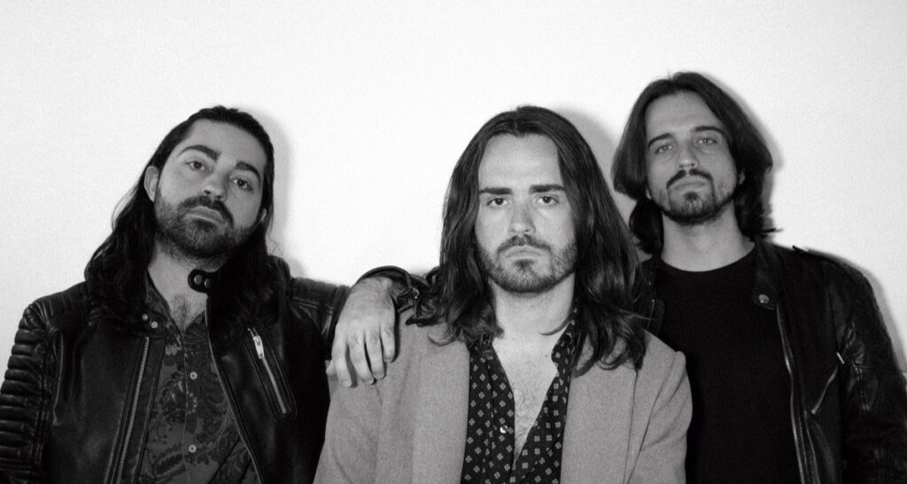 Novena Senda Drift Between Darkness and Uncertainty with “A la deriva”, the First Single from Their Second Album